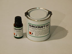 Quarter litre Hypalon Glue